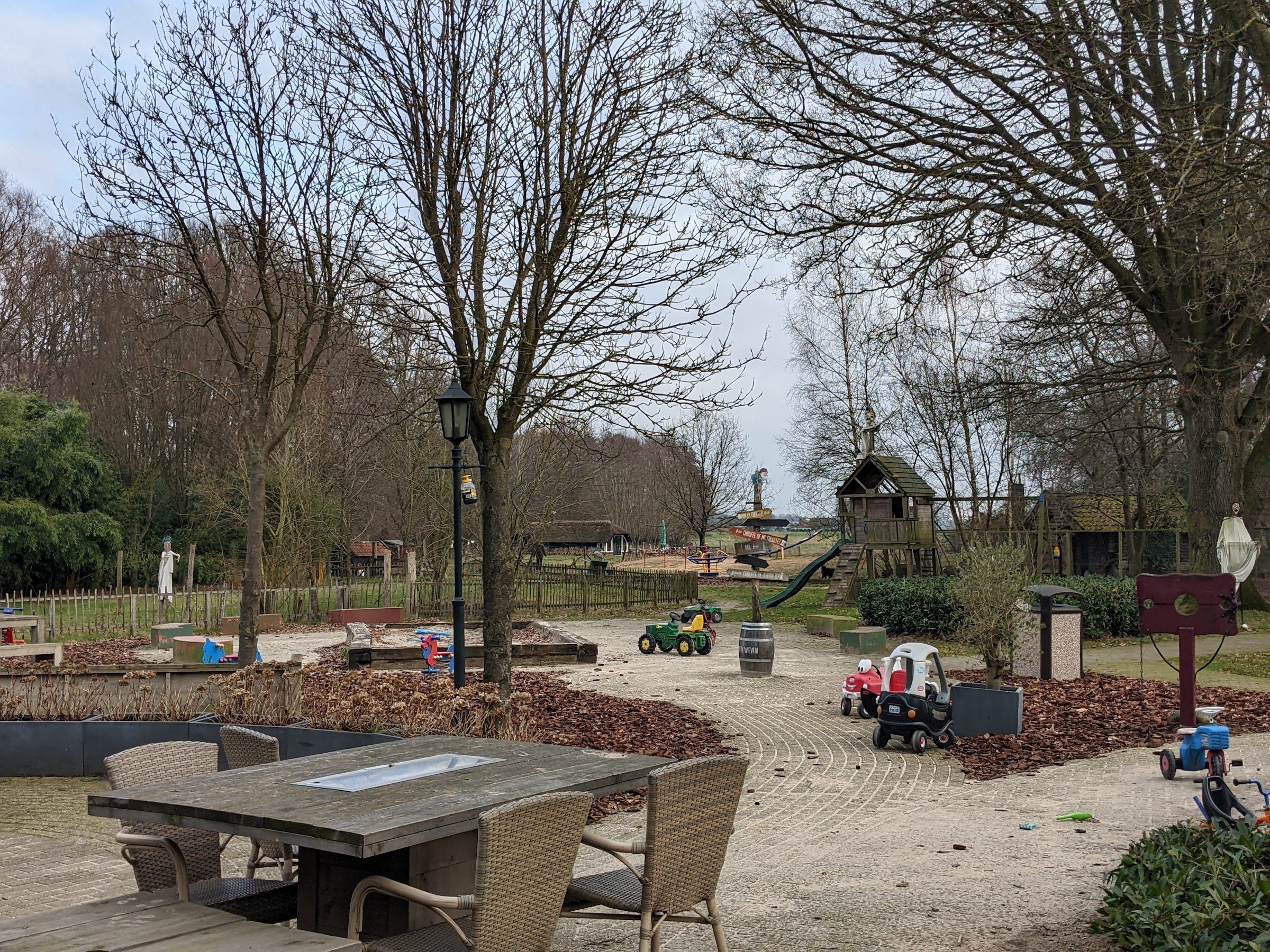 Restaurant en Spelerij de Witte Wieven